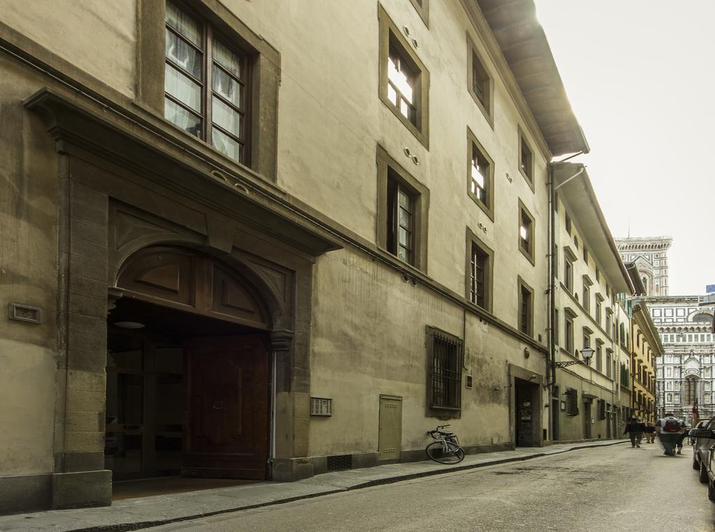 Brunelleschi Apartment Florenz Zimmer foto